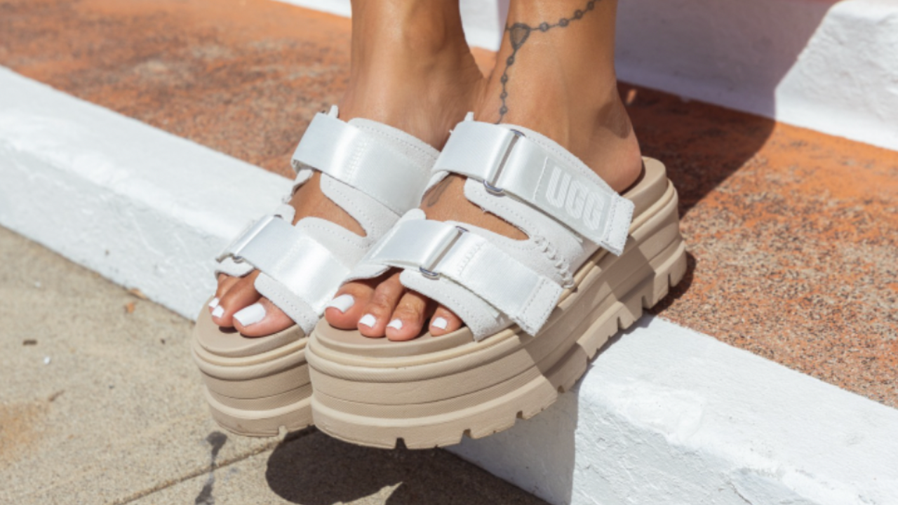 Stylish hot sale comfort sandals